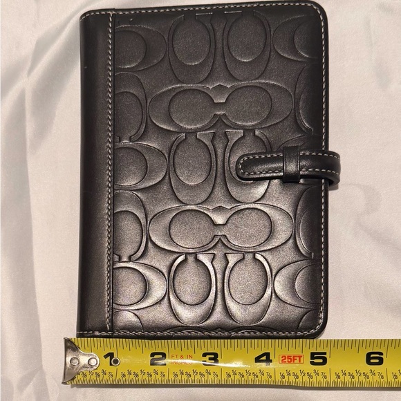 NWOT Vintage Coach embossed black leather photo album or planner cover - Picture 5 of 5